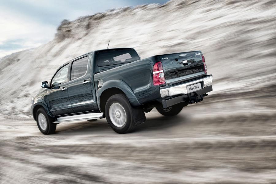  Toyota Hilux 2012 года  (фото 36 из 38)